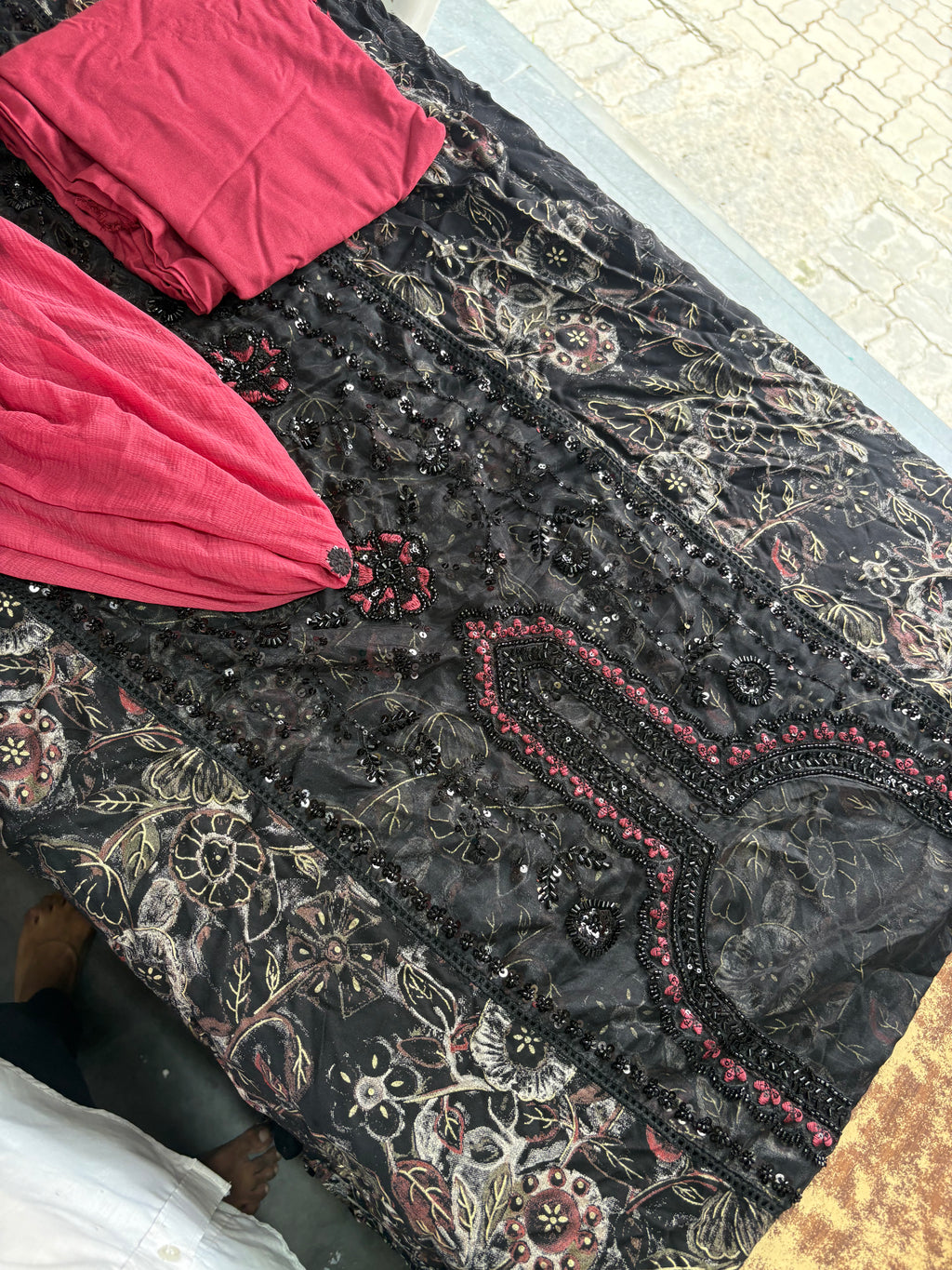 Zari Embroidered Pakistani Suit